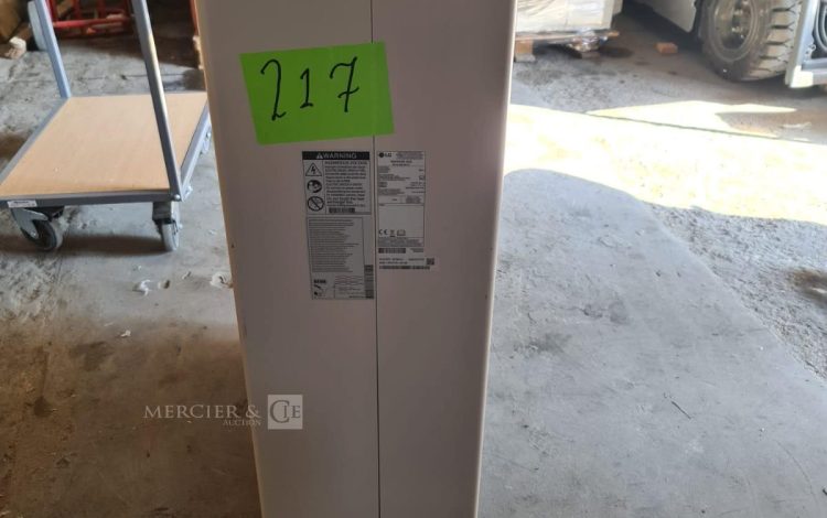 Autre Pompe à chaleur unité extérieure Therma V marque LG , HU161HAU33 Appareil endomm  187