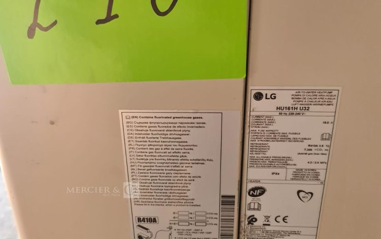 Autre Pompe à chaleur unité extérieure Therma V marque LG , HU161HAU34 Appareil endomm  188
