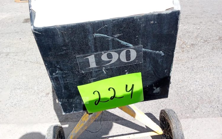 Autre Lot de 2 bétonnière  marque LESCHA , non teste  194