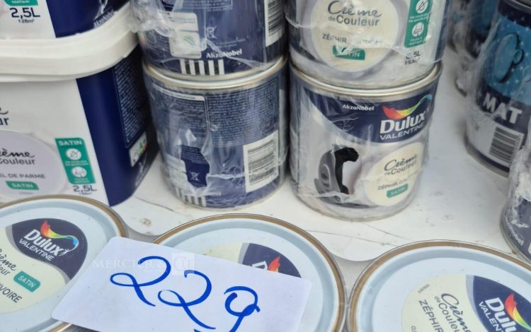Autre Lot de 4 bouteilles d’oxygène comprimé B50-200 barre à 15°C, volume : 10,6 stm3  224