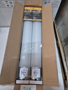 Autre Lot comprenant quatre boîtes de crédence en aluminium composite OSKAB , un fond  249