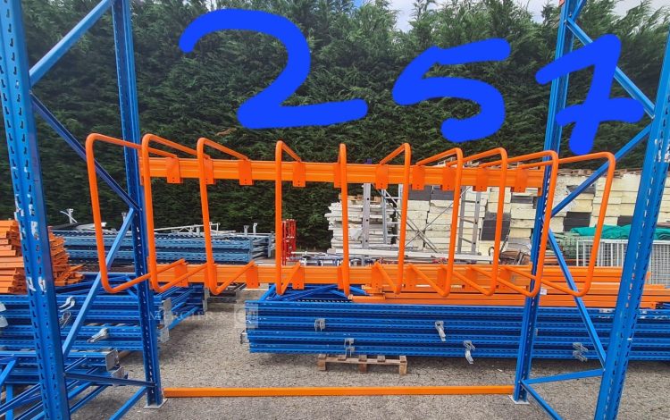 Autre Lot de 24 arceaux de protection pour racks de stockage  de 90 cm x 70 cm. Struct  218
