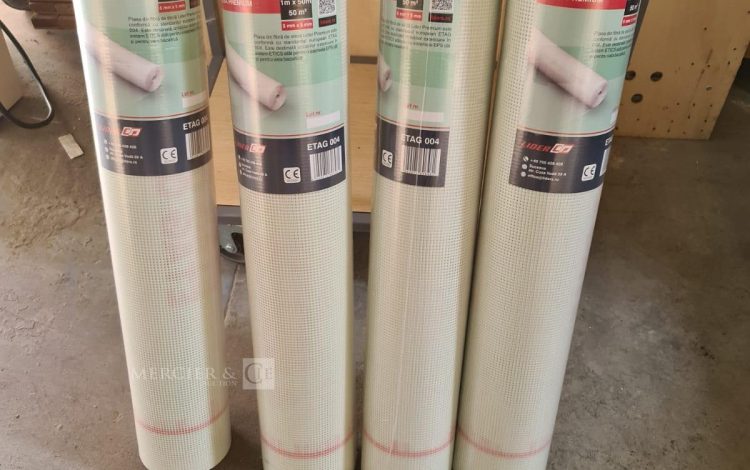 Autre Lot de 11 rouleaux de maille en fibre de verre chaque rouleaux de 1mx50m 50m2 ma  222