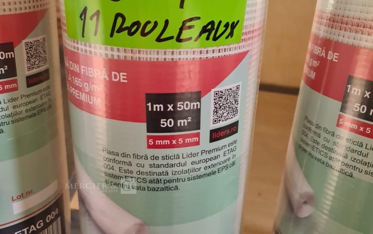 Autre Lot de 11 rouleaux de maille en fibre de verre chaque rouleaux de 1mx50m 50m2 ma  223