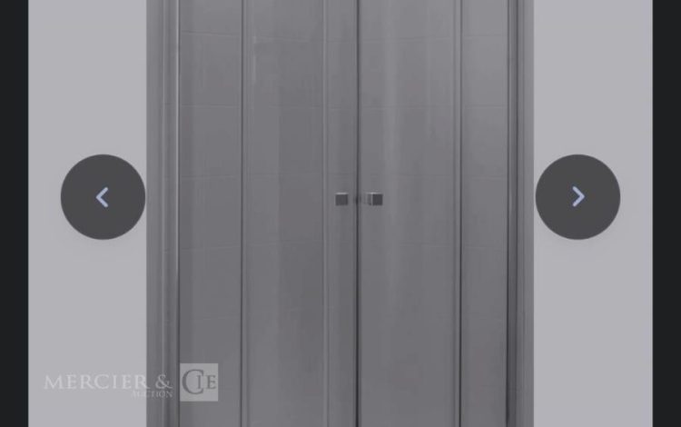 Autre Lot de 2 aspirateurs de marques différentes.  265