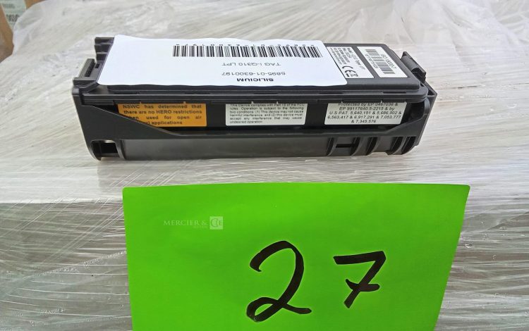 Autre Lot de 12 garde-corps de sécurité  Marque LAYHER  27