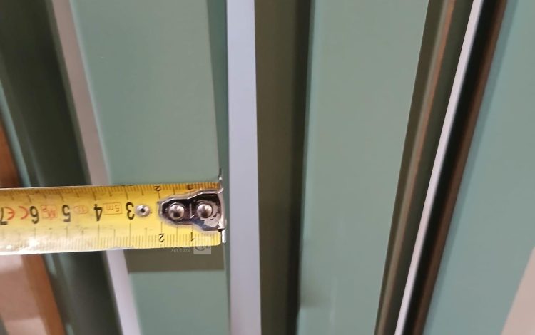 Autre Lot de deux crédences couleur bois  de 3 m de la marque OSKAB  286