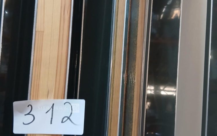 Autre Lot composé de plusieurs outils pour les véhicules de décarcération.  312