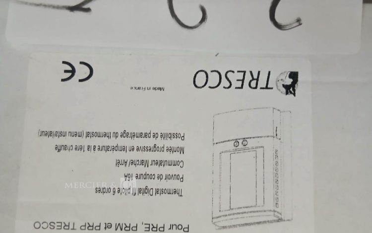 Autre Système de rangement de cuisine en tourniquet, OSKAB. Ouverture tirant gauche, p  314