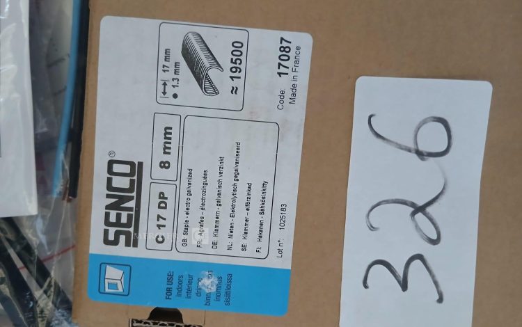 Autre Lot de deux crédences de 3 m, couleur noire marque OSKAB  326