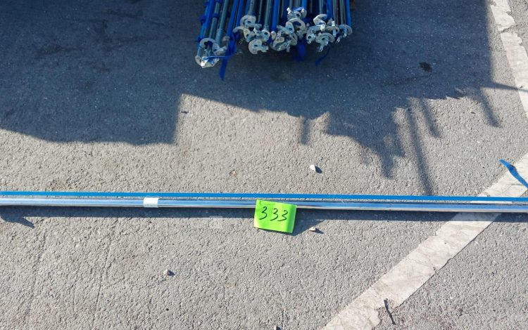 Autre Lot de 20 barres télescopique pour aménagement extérieur  276