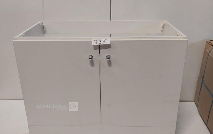 Autre Lot de poignées chrome et blanc, compatible avec la cuisine du lot 401     Conti  324