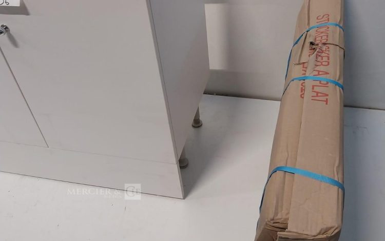 Autre Lot de 2 meubles sous évier de 100x54cm  279