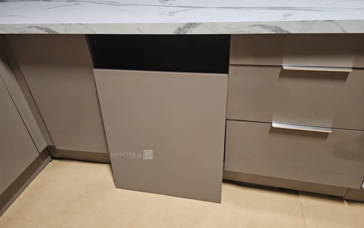 Autre Cuisine couleur taupe de la marque OSKAB  280