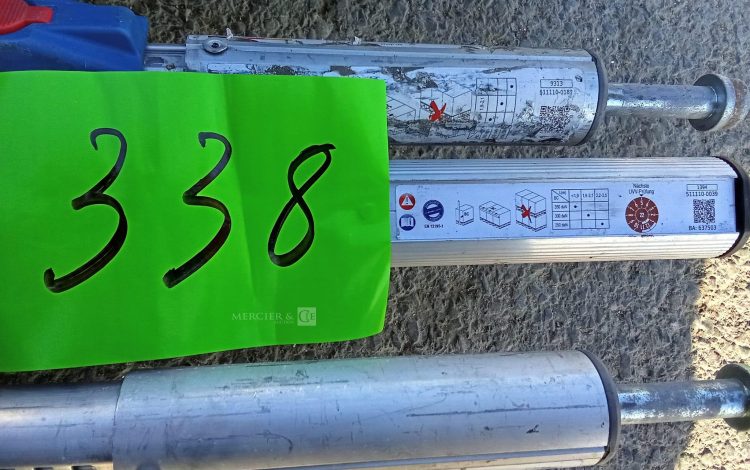 Autre Lot de 20 barres télescopique pour aménagement extérieur  281