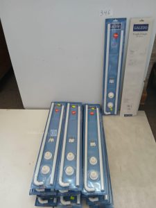 Autre Lot de poignées blanches, compatible avec la cuisine du lot 443 Contient 11 peti  346