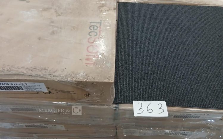 Autre Lot de poignées noir, compatible avec la cuisine du lot 451 Contient 11 petites  352
