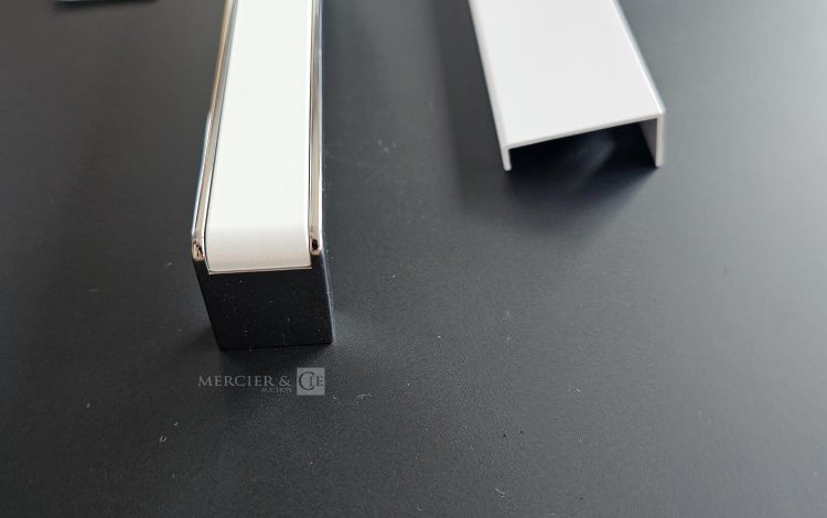 Autre Lot de poignées chrome et blanc, compatible avec la cuisine du lot 401     Conti  324