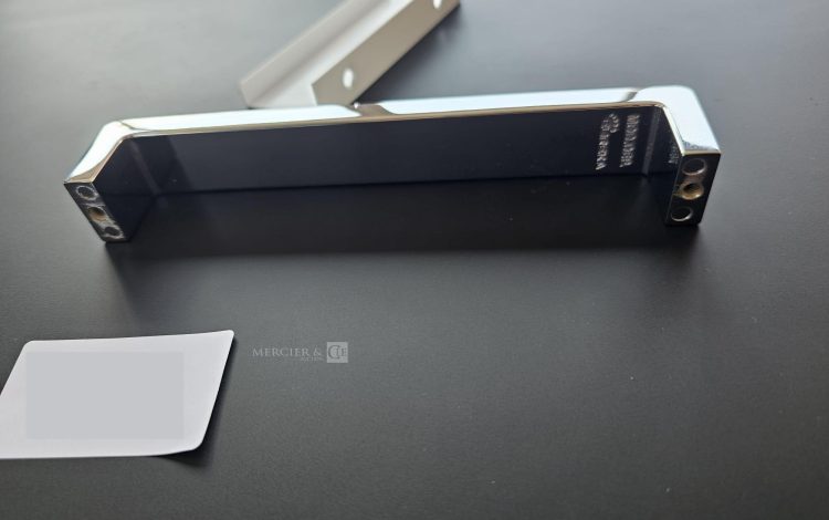 Autre Lot de poignées chrome et blanc, compatible avec la cuisine du lot 401     Conti  324