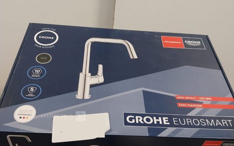 Autre Lot de 2 mitigeurs pour cuisine bec haut Grohe Eurosmart  360
