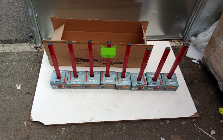 Autre Lot de 8  supports pour pose de carrelage  371