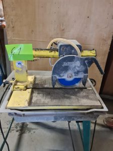 Autre Scie sur table pour coupe des matériaux  Modèle JMV 200  54