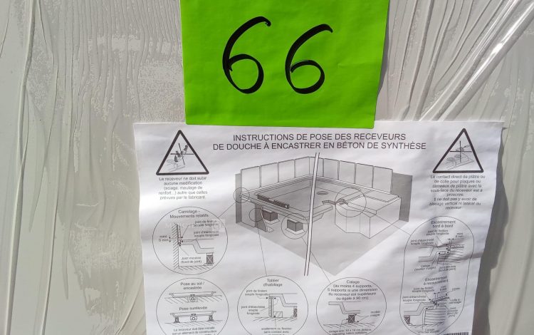 Autre Ensemble de 3 bacs à douche carrés, modèle Prima Style, coloris blanc brillant.  59