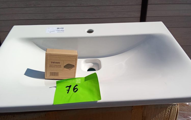 Autre Evier model Tonic II K083901 marque Ideal Standard, 80×70 cm avec cache bande cé  69