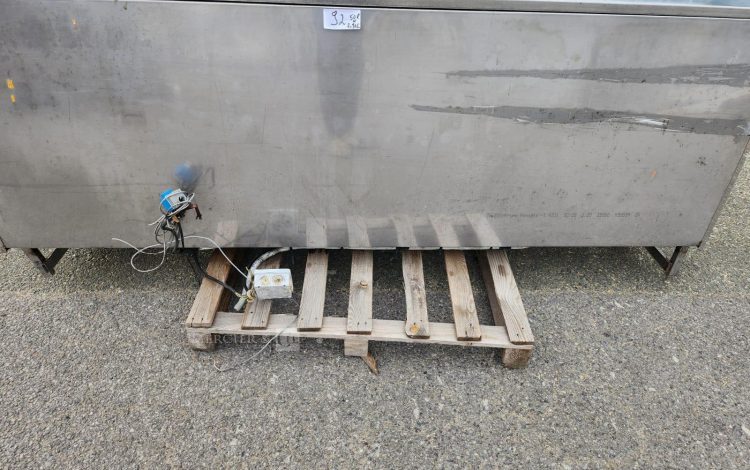Autre Lot de raccords PVC  réduction, visite et manchettes de réparation  92