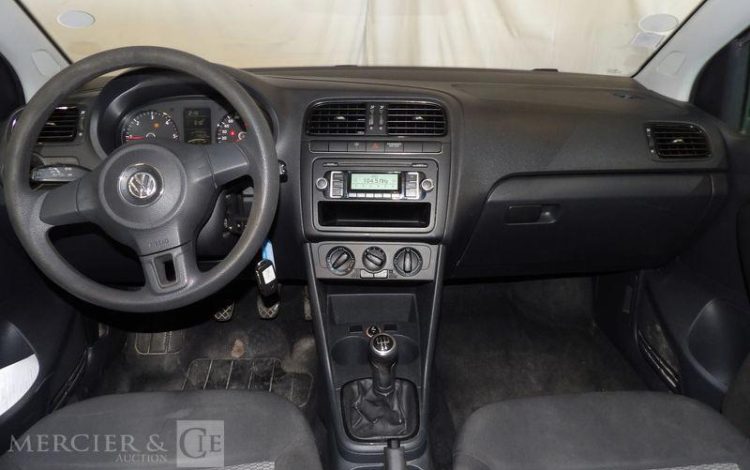 VOLKSWAGEN POLO 1.6 TDI 75CH TREND LINE NOIR AR-797-RX
