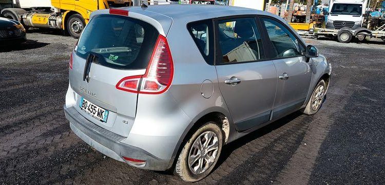 RENAULT SCENIC  BQ-455-WK