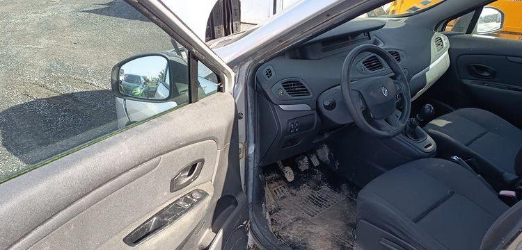 RENAULT SCENIC  BQ-455-WK