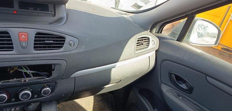 RENAULT SCENIC  BQ-455-WK