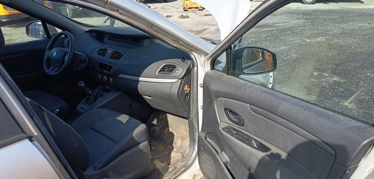 RENAULT SCENIC  BQ-455-WK