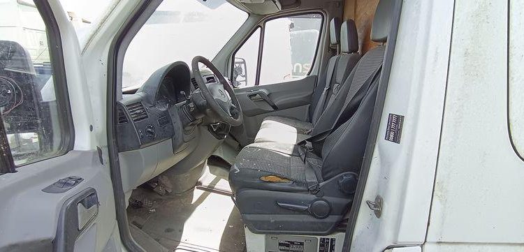 MERCEDES SPRINTER  CH-589-MM