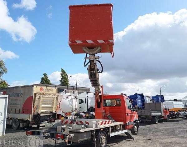 IVECO 35S12 AVEC NACELLE MULTITEL MT202DS 20M  DC-603-JW