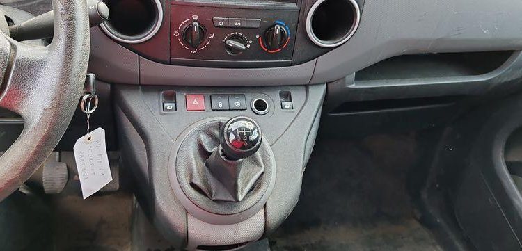 PEUGEOT PARTNER  DD-878-VM