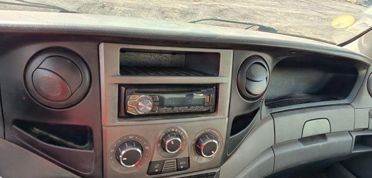IVECO 35C13 BENNE SIMPLE CABINE COFFRE  DE-027-FW