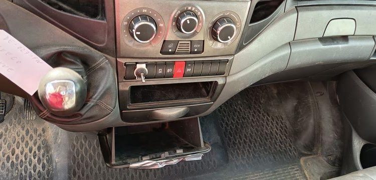IVECO 35C13 BENNE SIMPLE CABINE COFFRE  DE-027-FW