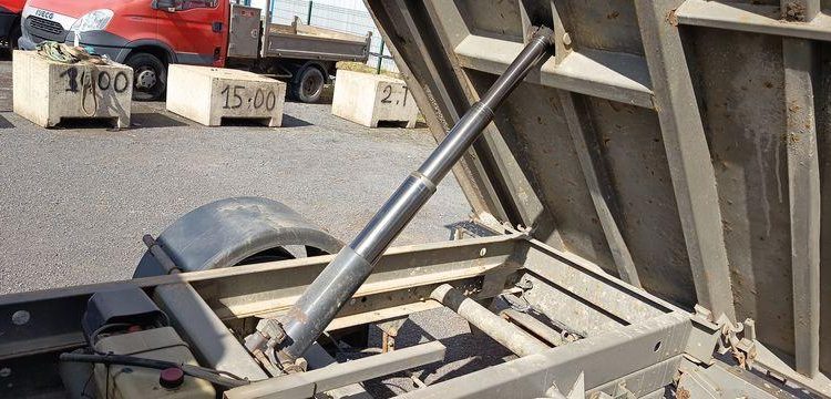 IVECO 35C13 BENNE SIMPLE CABINE COFFRE  DE-027-FW