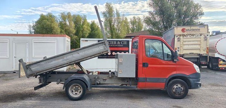IVECO 35C13 BENNE SIMPLE CABINE COFFRE  DE-363-QS
