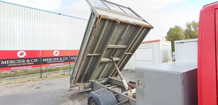 IVECO 35C13 BENNE SIMPLE CABINE COFFRE  DE-363-QS