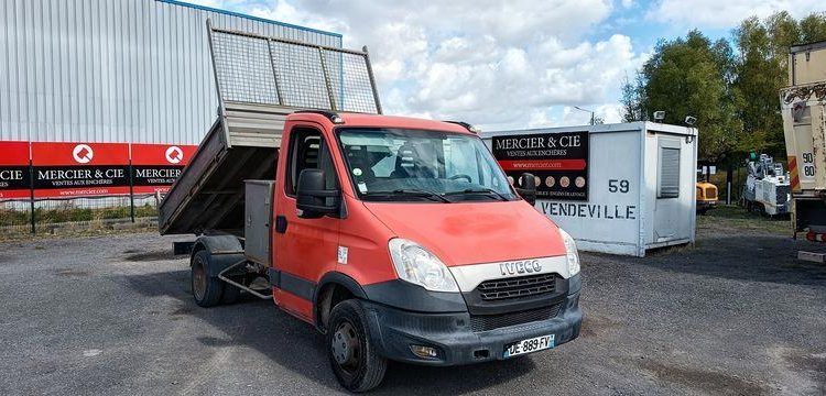 IVECO 35C13 BENNE SIMPLE CABINE COFFRE  DE-889-FV
