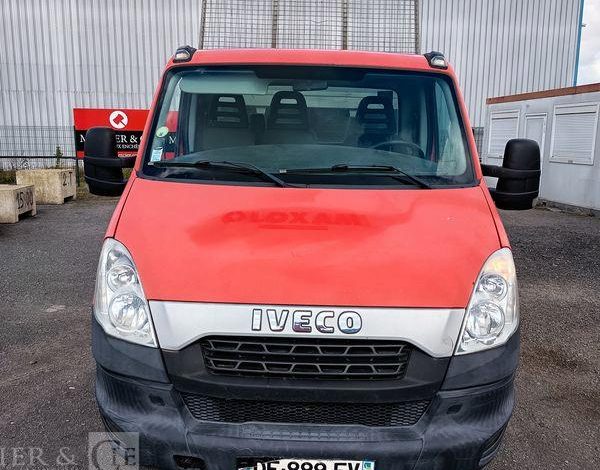 IVECO 35C13 BENNE SIMPLE CABINE COFFRE  DE-889-FV
