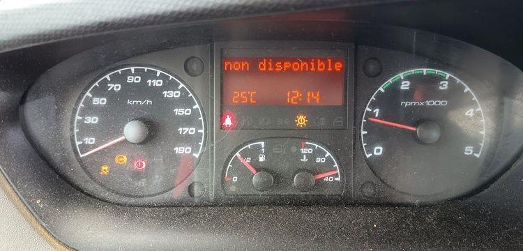 IVECO 35C13 BENNE SIMPLE CABINE COFFRE  DE-889-FV