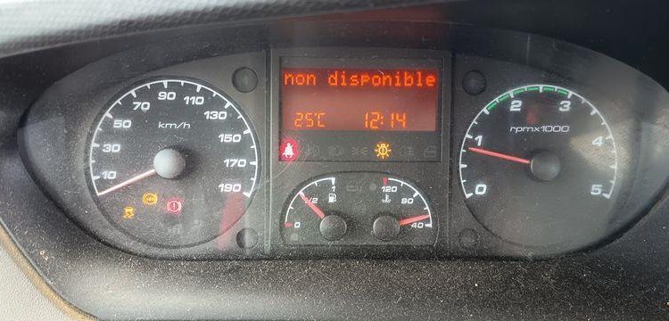 IVECO 35C13 BENNE SIMPLE CABINE COFFRE  DE-889-FV