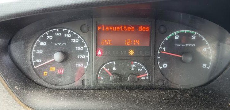 IVECO 35C13 BENNE SIMPLE CABINE COFFRE  DE-889-FV