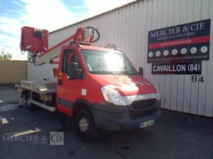 IVECO DAILY AVEC NACELLE MULTITEL MT202DS 20M  DF-433-QE