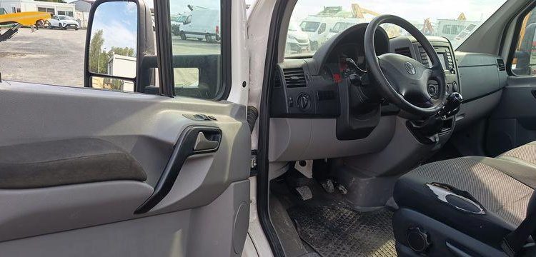 VOLKSWAGEN CRAFTER  DQ-052-MS