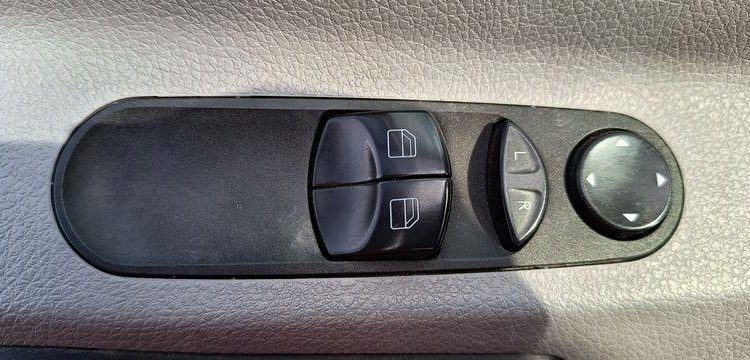 VOLKSWAGEN CRAFTER  DQ-052-MS